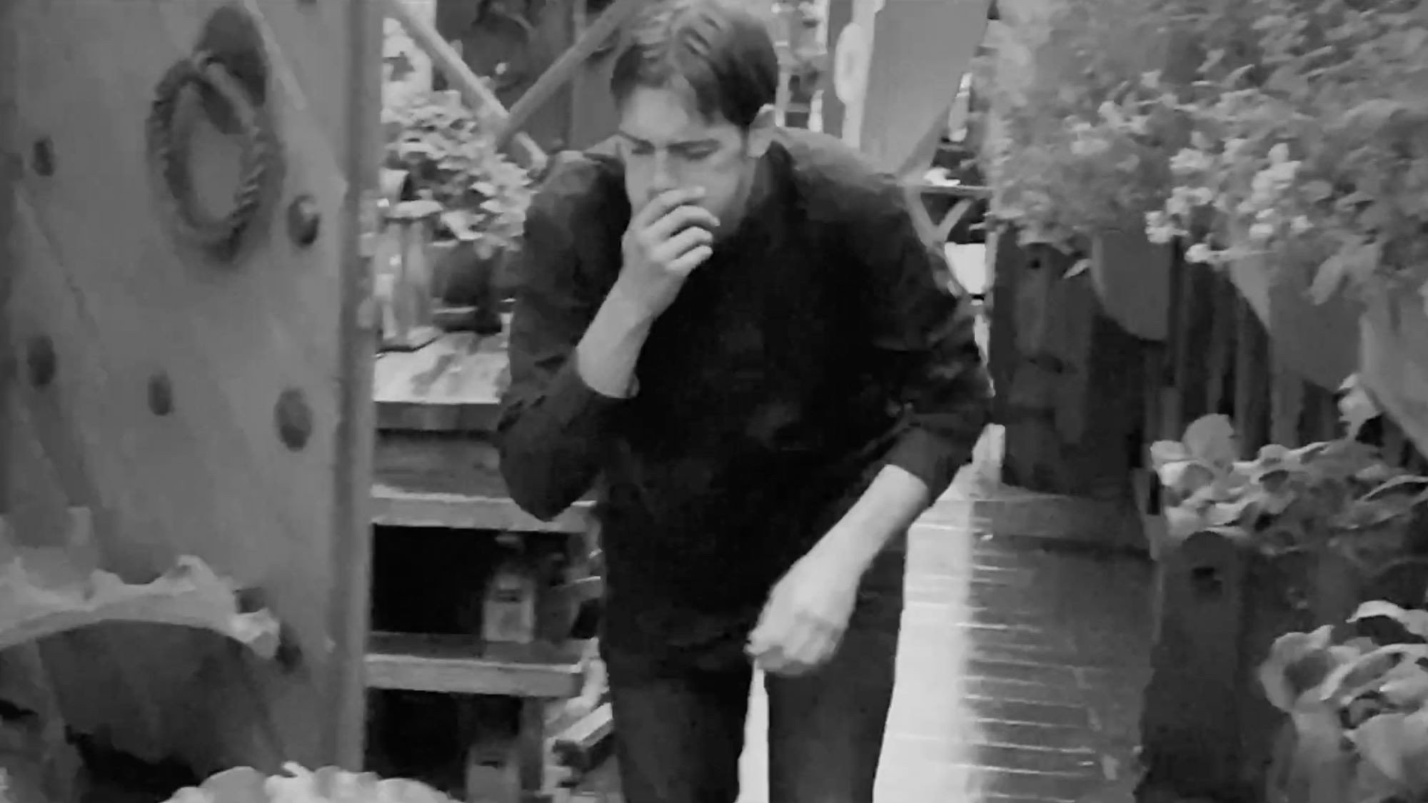 The hum from the pipes (ode to Tallinn)
