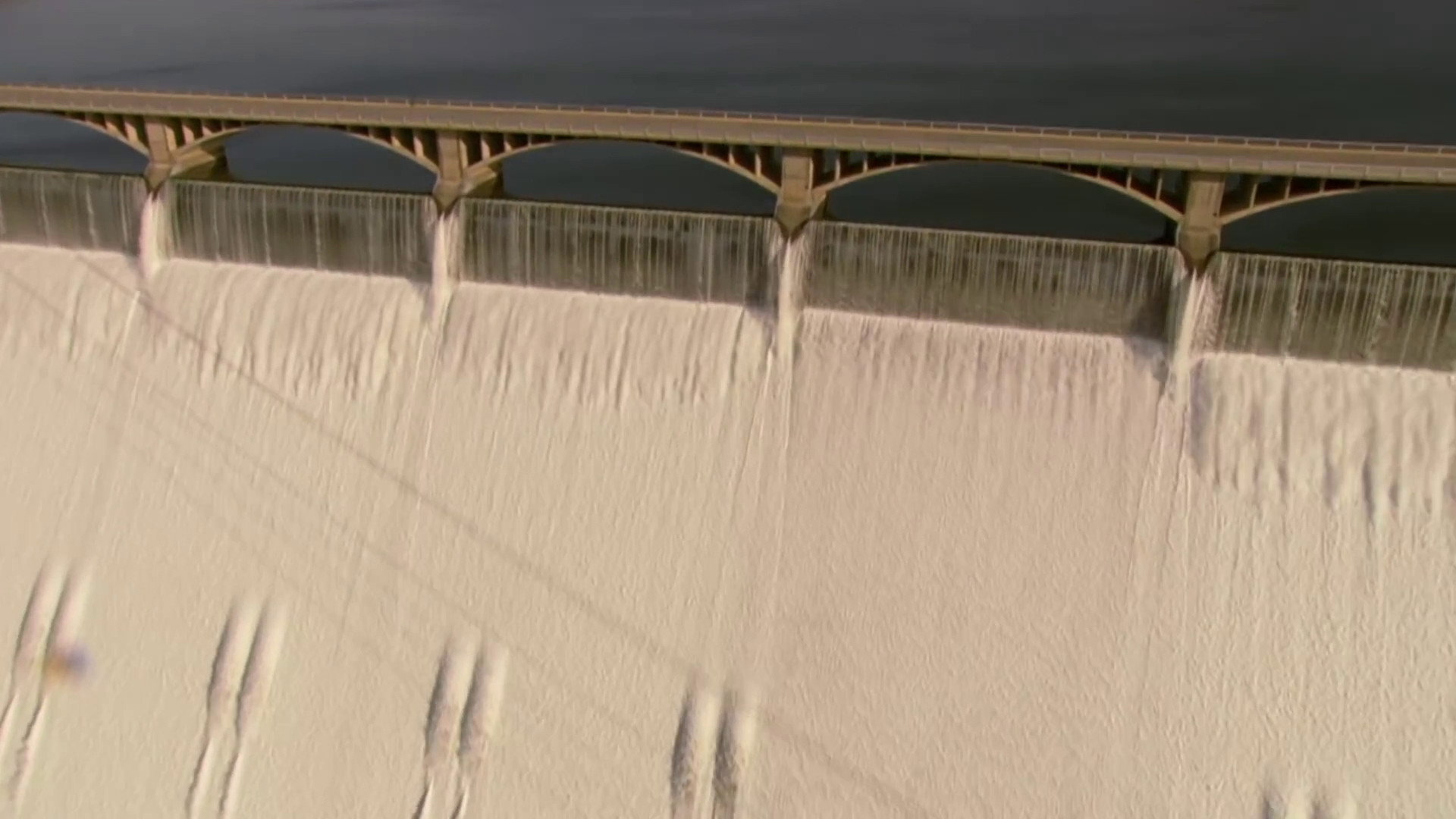 Grand Coulee Dam: A Man-Made Marvel