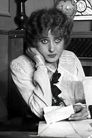Suzanne Delvé